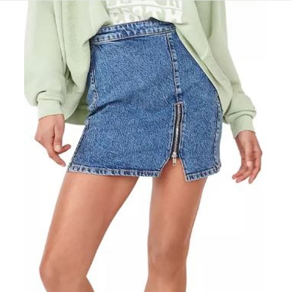 Free People We The Free Midgnight Magic Denim Skirt Sz 4 - Picture 2 of 10